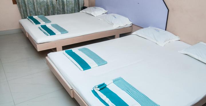 Hotel Maadhini